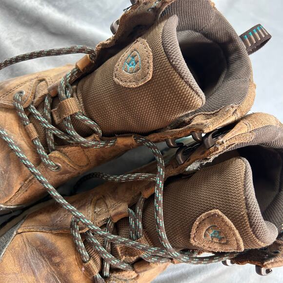 Ariat Leather Waterproof Lace up Chore boots women's size 7.5 - Picture 2 of 10